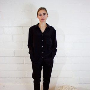 Esby apparel oversized black 100% silk blouse M (fits XL)